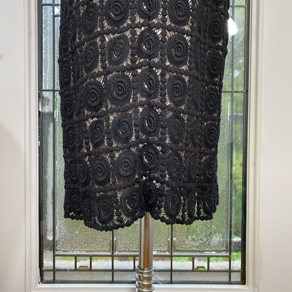 Stunning See-Through Back Cotton Lace Pencil Skirt Fully Lined in Tan Fabric - Picture 6 of 7